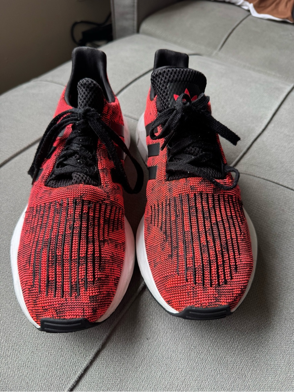Men’s shoes Red and Black Athletic Sneakers - Unbranded